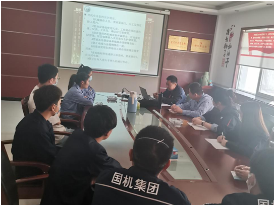 细密轴承制造部组织顶岗实习生清静教育活动